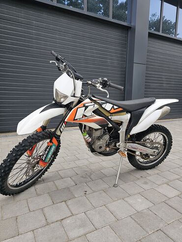 мотоциклы эндуро 300 кубов: Эндуро 350 куб. см, Бензин, Чоңдор үчүн, Колдонулган