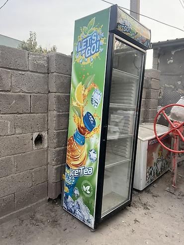 витрреа настольная: Холодильный шкаф-витрина для напитков с прозрачной стеклянной дверью — 2