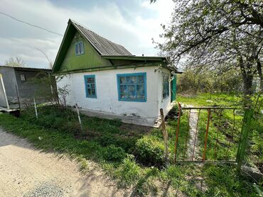 дом село маевка: 24 м², 2 комнаты, Старый ремонт Без мебели