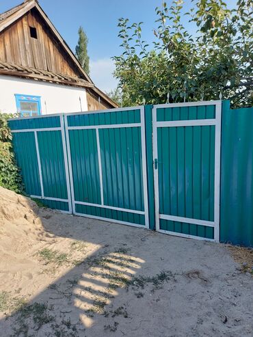 ворота для частного дома: Распашные ворота Металлические, Б/у