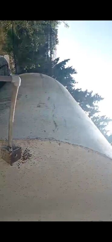 divar içi unitaz: Cən biri 11 ton o biri 21 ton ikisi bir yerde 4000 azn