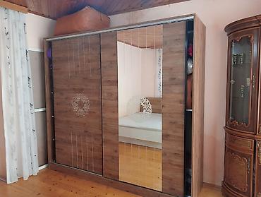 surgulu dolab: Yeni, 2 qapılı, Güzgülü, Qəhvəyi, Taxta, Kupe, Düz dolab — 1