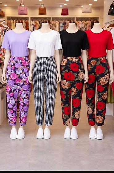 dsquared2 bermude: Ženske pantalone sa visokim strukom – različiti dezeni - Kroj: ravne — 1