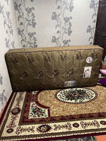 одеяла шерстяные: Матрас Banner Mattress (U.S.A.) - Тип: пружинный (на фото видна