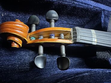 Skripkalar: Amati VG210H – 4/4 Klassik Skripka Vəziyyəti: Yeni kimidir, heç bir — 4