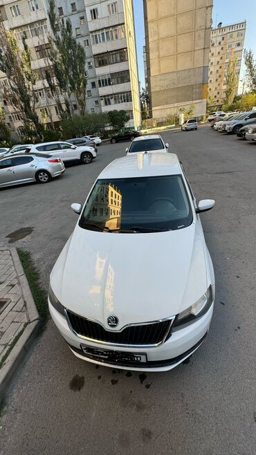 Skoda: Skoda Rapid: 2018 г., 1.6 л, Механика, Бензин, Хэтчбэк