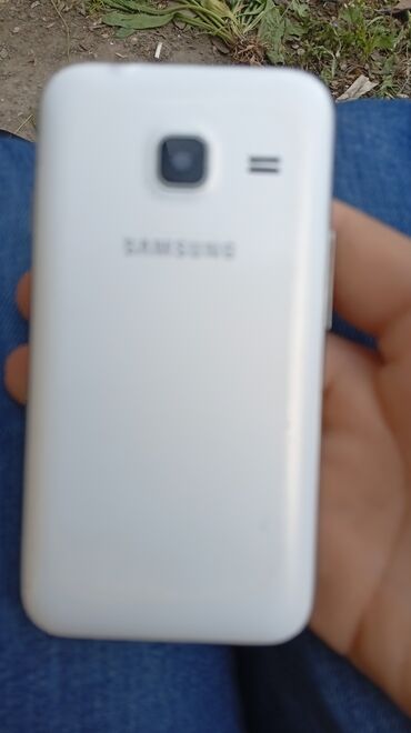 duyməli telefonlar: Samsung Galaxy J1 Mini, 8 GB, rəng - Ağ, Düyməli, Barmaq izi