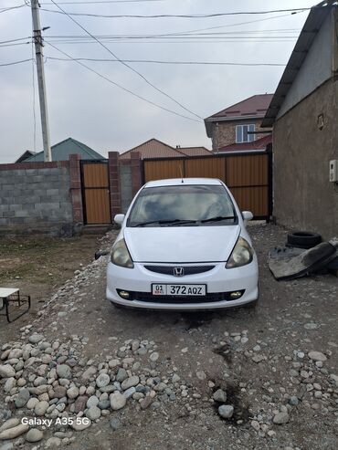 Honda: Honda Fit: 2003 г., 1.3 л, Автомат, Бензин