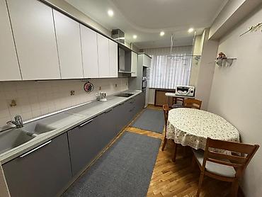 Долгосрочная аренда квартир: 3 комнаты — 4