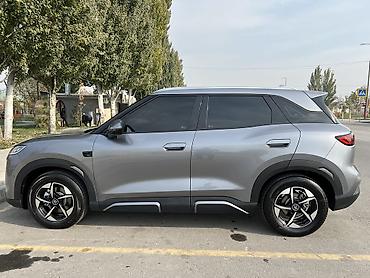 subaru forester 2012: BYD Yuan Up: 2025 г., Электромобиль — 5