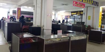 Бутики: Продаю Бутик В торговом центре, 4 м², 1 этаж — 9