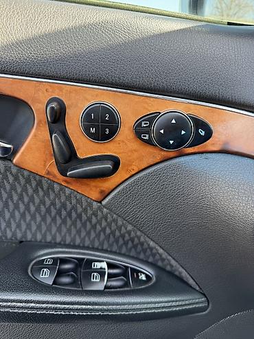 Mercedes-Benz: Mercedes-Benz E-Class: 2003 г., 2.4 л, Бензин — 8