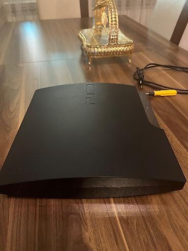 quest 3: Sony PlayStation 3 Slim oyun konsolu Xüsusiyyətlər: - PS3 Slim korpus — 3