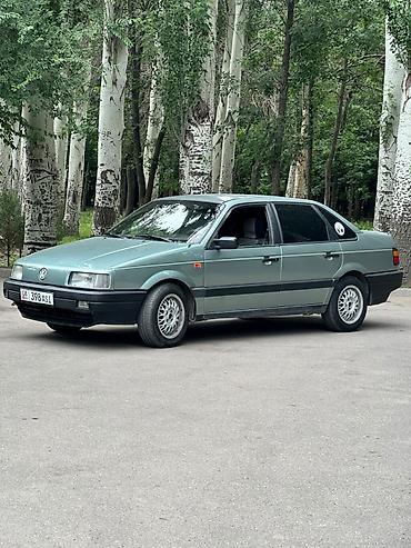 эска 8: Volkswagen Passat: 1988 г., 1.8 л, Механика, Бензин, Седан — 4