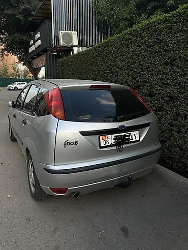 ключ форд: Ford Focus: 2001 г., Механика, Бензин, Хэтчбэк — 3