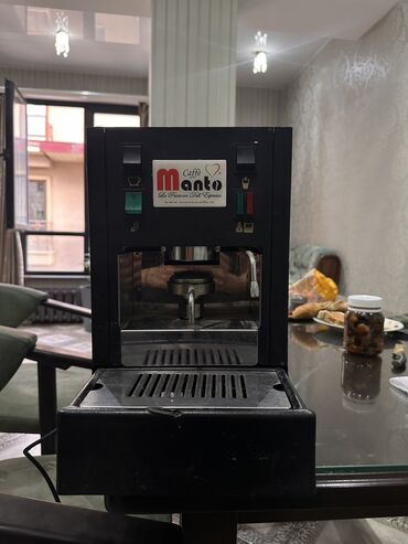 аппарат для кофе: Кофеварка, кофемашина, Б/у, Самовывоз, Бесплатная доставка