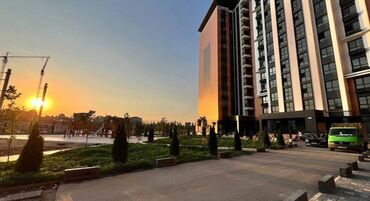 элитные дома в бишкеке: 2 комнаты, 80 м², Элитка, 10 этаж, ПСО (под самоотделку)