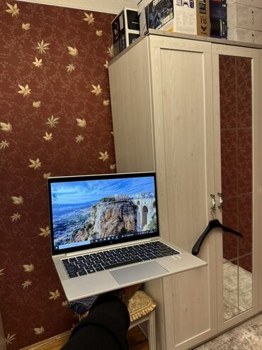 shure mikrofon: HP EliteBook, 13.3 ", Intel Core i7, 512 GB