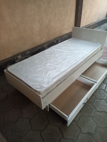 диван кровати: Односпальная Кровать, Новый