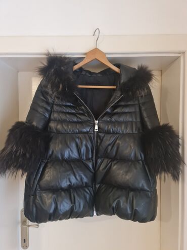 ženske zimske jakne novi sad: S (EU 36), M (EU 38), Single-colored, With lining, Feathers