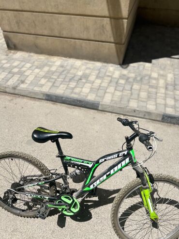 saft velosiped 26: Новый Городской велосипед Kross, 24", скоростей: 7, Платная доставка