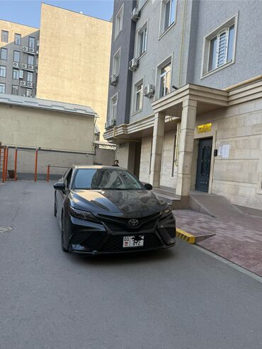 минивэн тойота 7 мест левый руль цена: Toyota Camry: 2019 г., 2.5 л, Автомат, Бензин, Седан