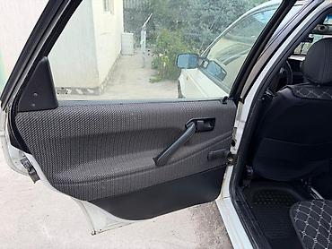 гольф мк5: Volkswagen Passat: 1991 г., 1.8 л, Механика, Седан — 6