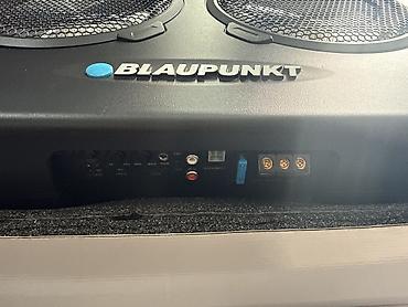 BLAUPUNKT XLF 220 A — активный автомобильный сабвуфер серии Velocity
