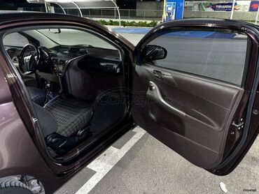 Toyota: Toyota iQ: 1 l. | 2010 έ. Χάτσμπακ — 10
