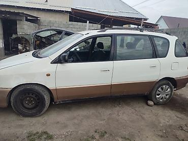 camri 70: Toyota Picnic: 1998 г., Механика, Бензин, Универсал — 4