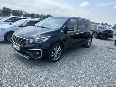 срочно продать машину: Kia Carnival: 2018 г., 2.2 л, Автомат, Дизель, Минивэн