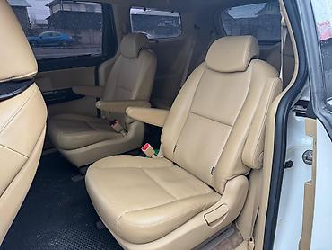 Kia: Kia Carnival: 2017 г., 2.2 л, Автомат, Дизель, Лимузин — 9