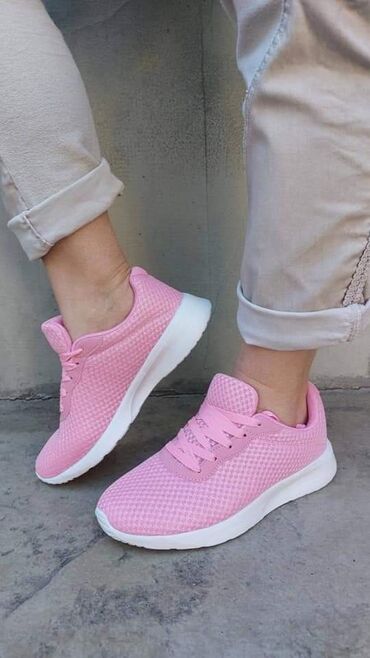 Women's Sneakers and athletic shoes: 41 — 8