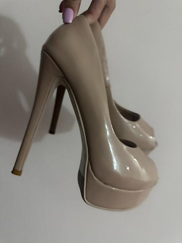 louboutin: Туфли-на высокой шпильке с открытым мыском размер 36-37 - Цвет — 3
