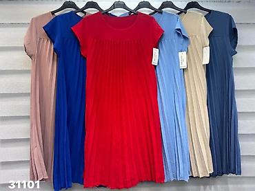 Haljine: Haljina: 2200 dinara 
Do 4 xl v — 10