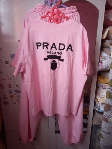 игра в кальмара форма: Prada Люкс качество двойка. жаны кийилген эмес. размер 46 48 50 52