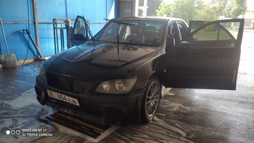 машина за 40000: Toyota Altezza: 2002 г., 2 л, Механика, Бензин, Седан