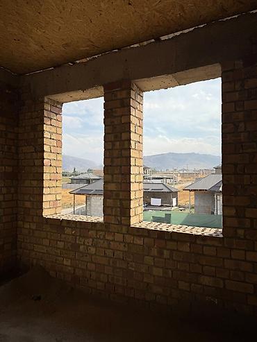 Продажа коттеджей и домов: 5 комнат, 214 м², 5 соток, Бишкек, Оскон-ордо ж/м Собственник at lalafo.kg — 11 Продажа коттеджей и домов: 5 комнат, 214 м², 5 соток, Бишкек, Оскон-ордо ж/м Собственник — 11