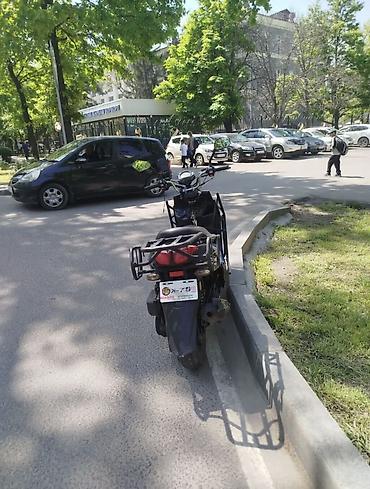 Мототехника: Срочно гофра шлем гайк подарок продаю Скутер (мопед) класс 50–150 см³ — 8