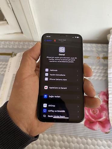 Apple iPhone: IPhone Xs, Gümüşü, Face ID — 12