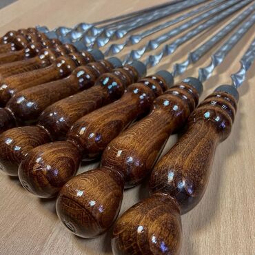 Şişlər: Təmiz nerj şişlər 70 sm taxta qulp. Paslanmaz şişlər həm tikə həm — 6