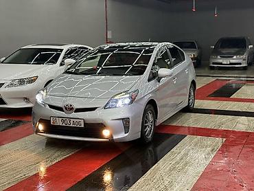 бампер опель: Toyota Prius: 2015 г., 1.8 л, Автомат, Гибрид, Хэтчбэк — 1