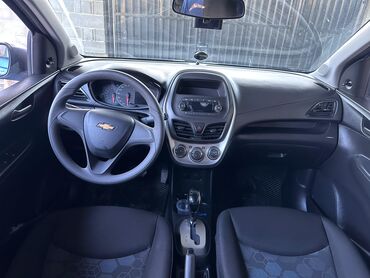 Chevrolet: Chevrolet Spark: 2018 г., 1 л, Вариатор, Бензин, Седан — 5