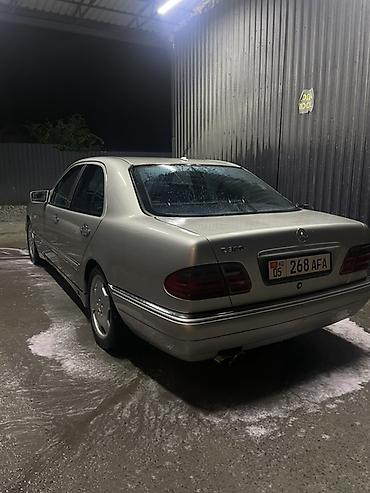 Продажа авто: Mercedes-Benz E-Class: 1998 г., 3.2 л, Автомат, Бензин, Седан — 3