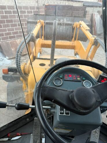 Экскаваторы: Экскаватор, 2011 г., Колесный — 9