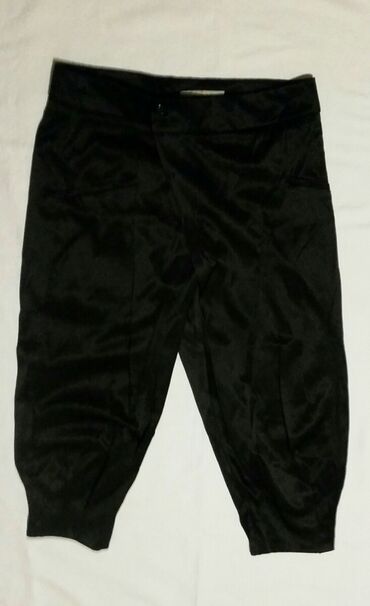 krem pantalone i crna kosulja: M (EU 38), color - Black, Single-colored