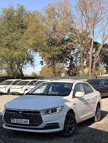 byd чин: BYD Qin: 2021 г., Вариатор, Седан — 2