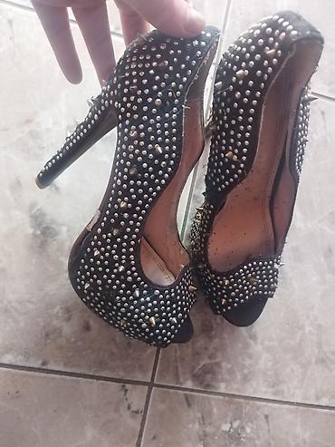 swarovski nakit za decu: Crne ženske peep-toe štikle sa platformom i visokom tankom potpeticom — 3
