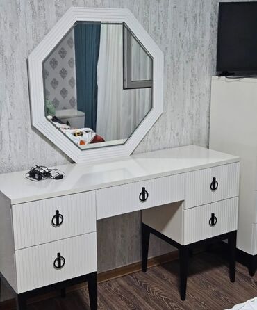 parket satilir: İşlənmiş, Termolar, MDF, Kredit yoxdur, Ödənişli çatdırılma