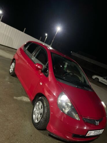 Honda: Honda Jazz: 2005 г., 1.3 л, Механика, Бензин